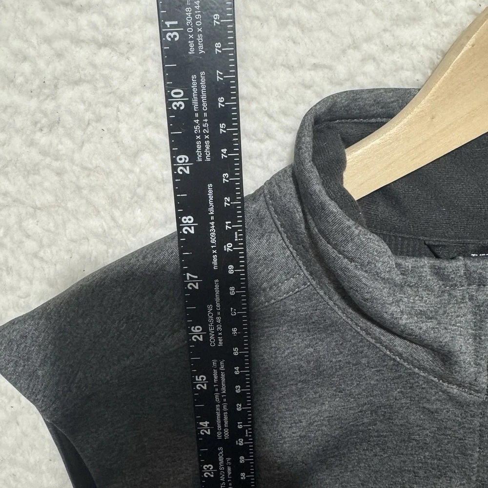 The North Face Mens Sz XL‎ Gray Puffer Vest Full Zip Pockets Corp Logo